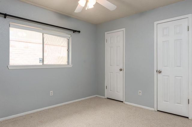 2318 Colonial Ridge Drive, Friendswood, TX 77546
