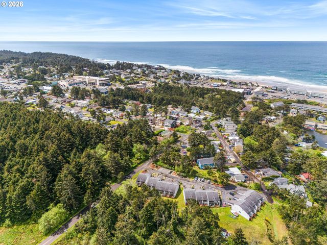 331 Se Jetty Ave, Lincoln City, OR 97367