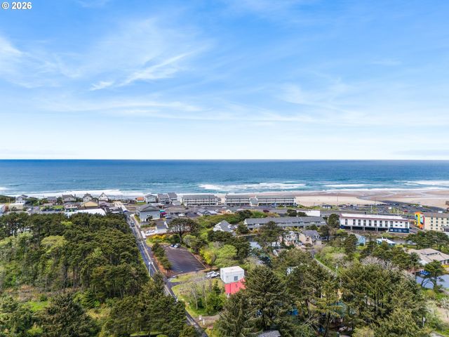 331 Se Jetty Ave, Lincoln City, OR 97367