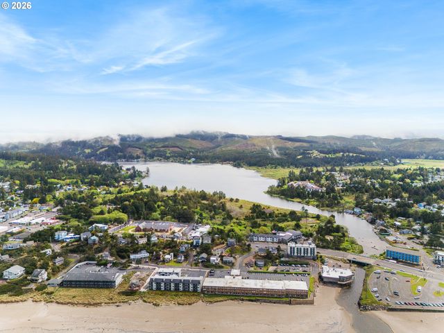 331 Se Jetty Ave, Lincoln City, OR 97367