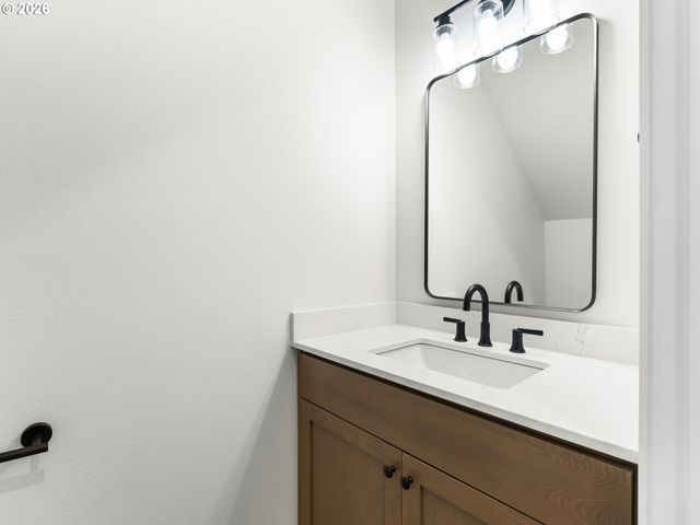 331 Se Jetty Ave, Lincoln City, OR 97367