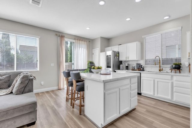 3143 Catalina Island Rd, West Sacramento, CA 95691