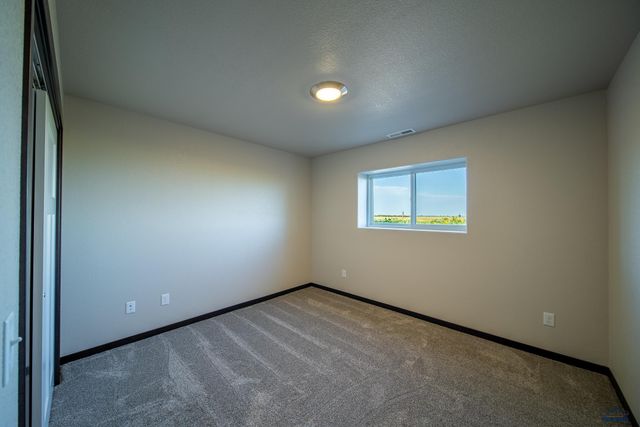 409 CONSTITUTION BLVD, Box Elder, SD 57719