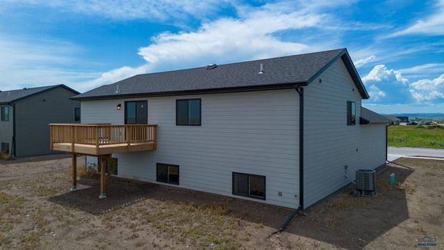 409 CONSTITUTION BLVD, Box Elder, SD 57719