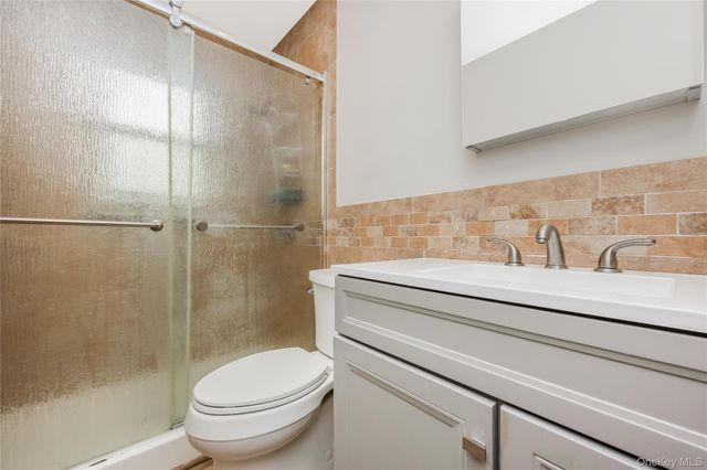 413 S 8th Street, Lindenhurst, NY 11757