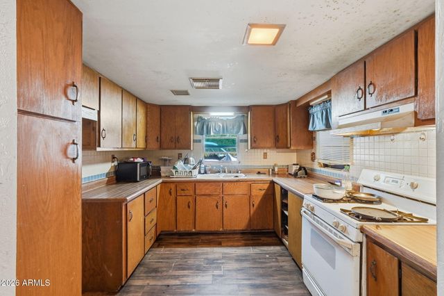 8145 E BUTTE Street, Mesa, AZ 85207