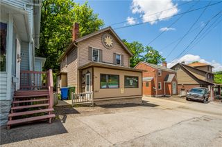 1260 Grove Rd, Castle Shannon, PA 15234