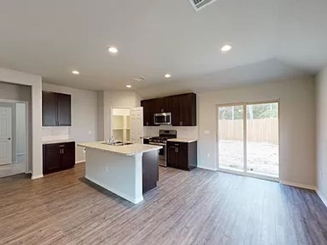 2673 E Gila Way, Fayetteville, AR 72701