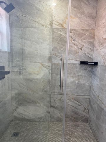 1090 SE 6th Ave, Dania Beach, FL 33004