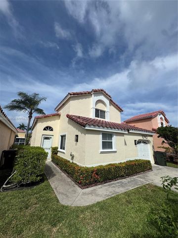 1090 SE 6th Ave, Dania Beach, FL 33004