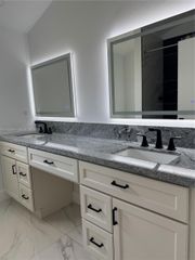 1090 SE 6th Ave, Dania Beach, FL 33004