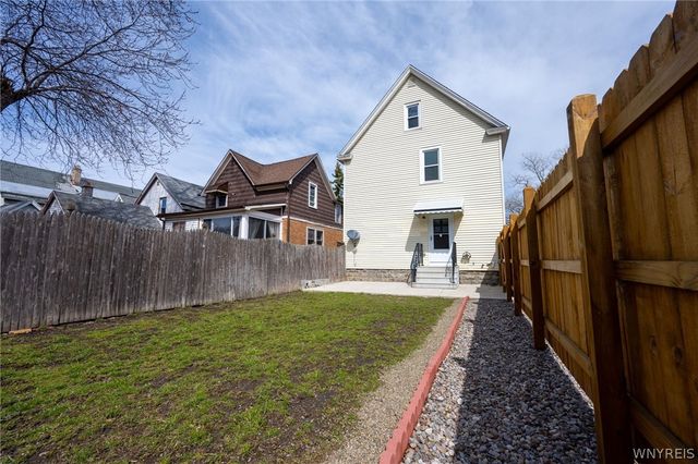 201 Royal Avenue, Buffalo, NY 14207