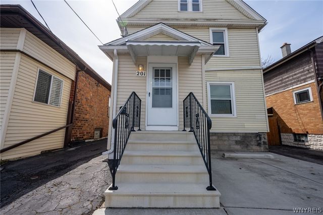 201 Royal Avenue, Buffalo, NY 14207