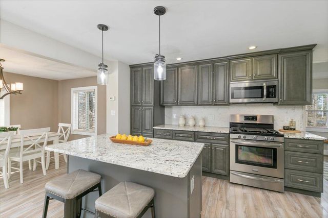 60 Town Farm Road, Salem, NH 03079