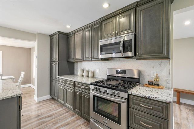 60 Town Farm Road, Salem, NH 03079