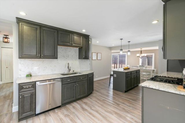 60 Town Farm Road, Salem, NH 03079