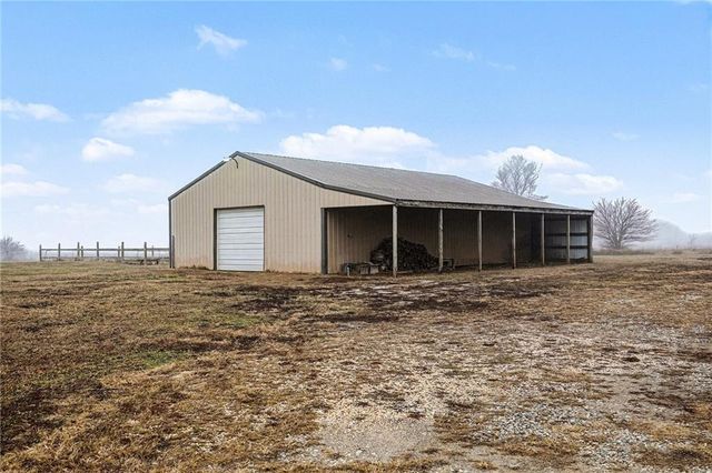 4539 Neosho Road, Wellsville, KS 66092