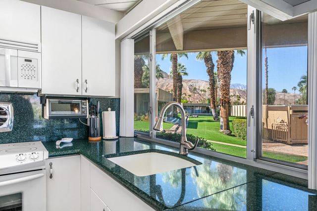 172 Sandpiper Street, Palm Desert, CA 92260