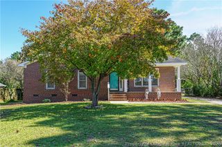 184 E Twelve Oak Road, Raeford, NC 28376