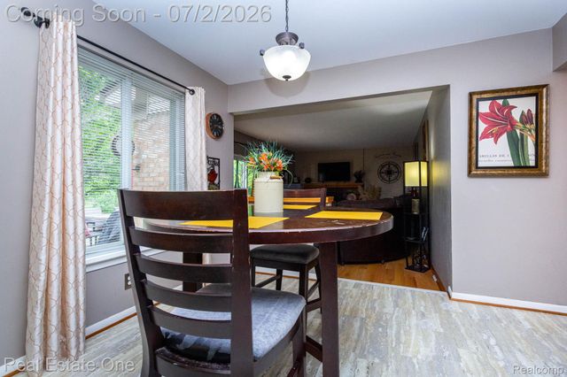 6011 Walker Drive, Troy, MI 48085