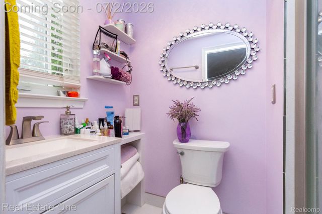 6011 Walker Drive, Troy, MI 48085