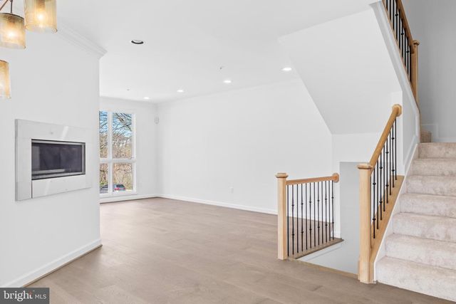 39 STRIDESHAM CT, Baltimore, MD 21209