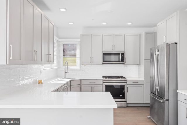 39 STRIDESHAM CT, Baltimore, MD 21209