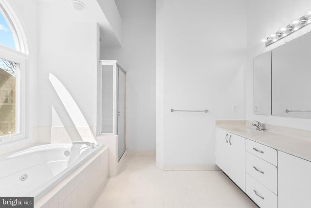 39 STRIDESHAM CT, Baltimore, MD 21209