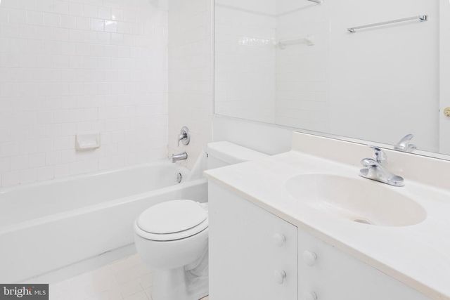 39 STRIDESHAM CT, Baltimore, MD 21209