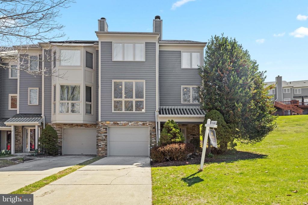 39 STRIDESHAM CT, Baltimore, MD 21209