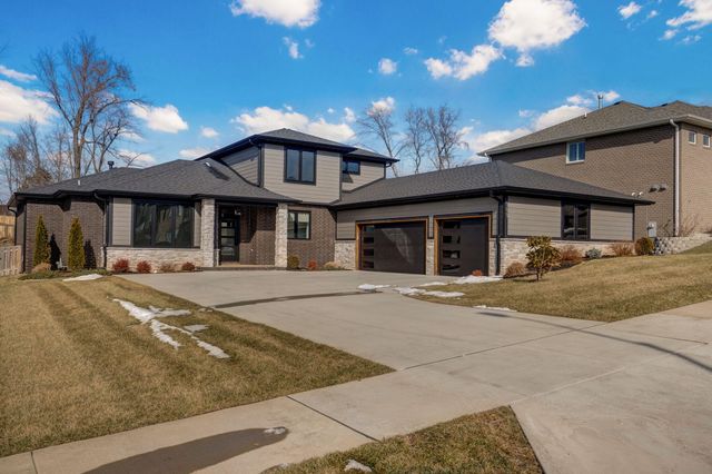 989 E Siler Parkway, Springfield, MO 65810