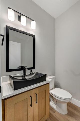 989 E Siler Parkway, Springfield, MO 65810