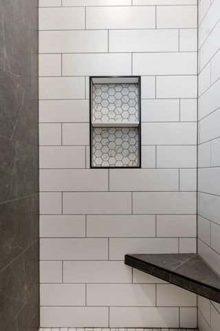 989 E Siler Parkway, Springfield, MO 65810