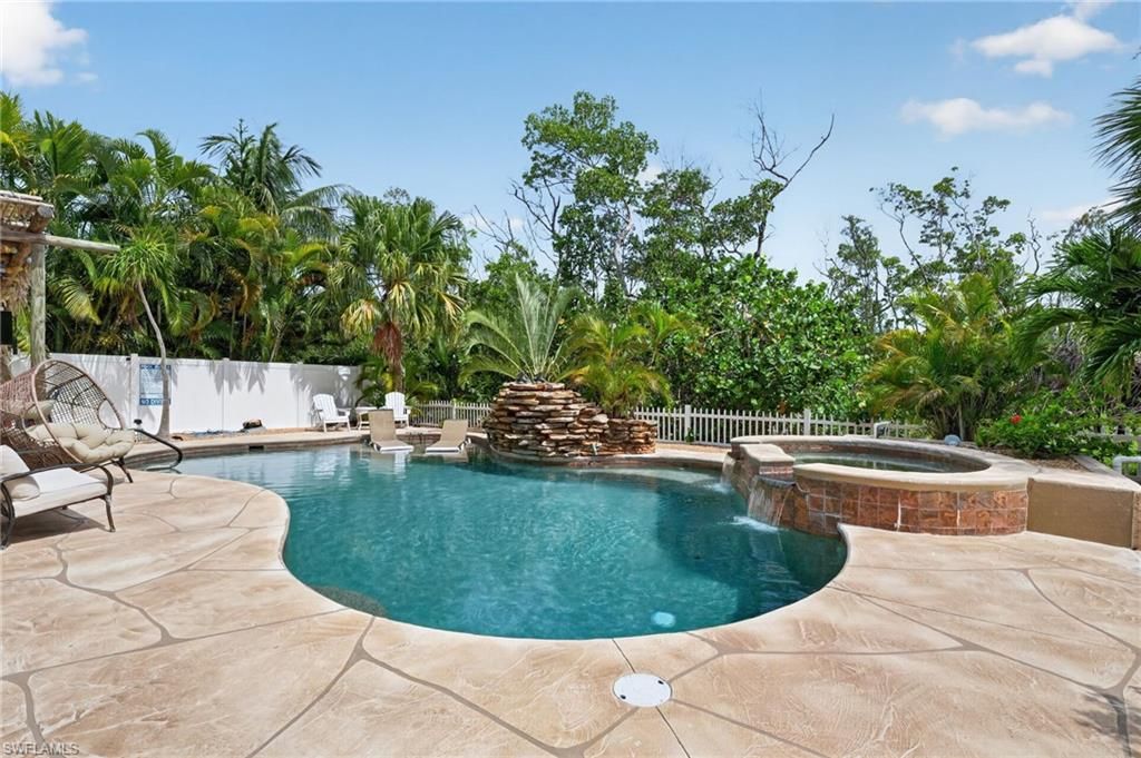 309 Donora BLVD, FORT MYERS BEACH, FL 33931 — exterior