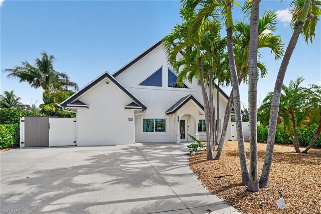 309 Donora BLVD, FORT MYERS BEACH, FL 33931 — photo 4