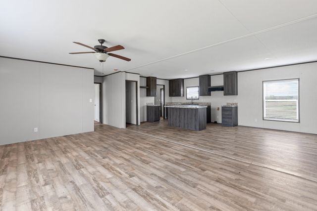 3828 Farm Road 272, Celeste, TX 75423