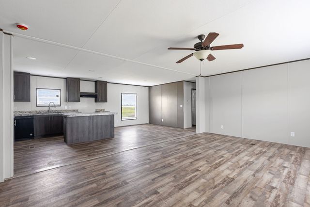 3828 Farm Road 272, Celeste, TX 75423