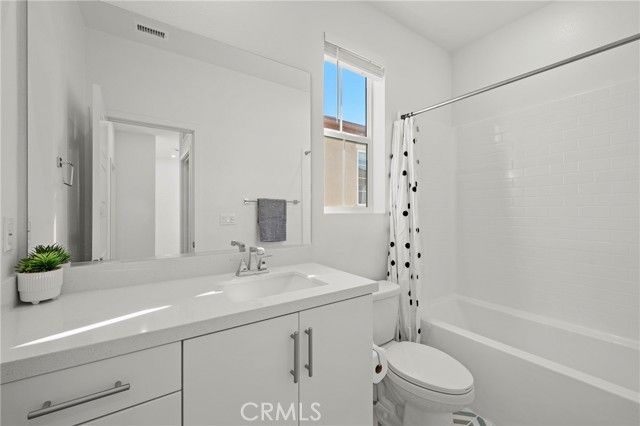 131 Ruby Rd, Rancho Mission Viejo, CA 92694