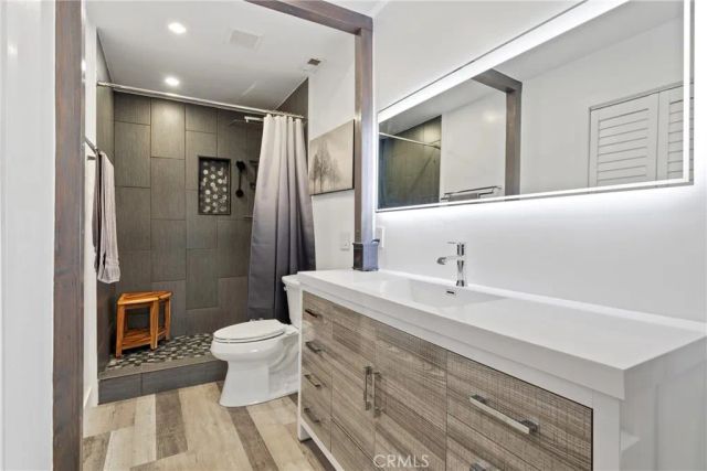 11830 Carlisle Court, Moreno Valley, CA 92557