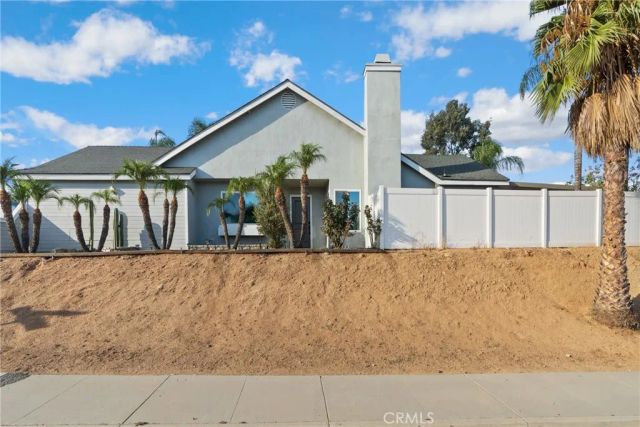 11830 Carlisle Court, Moreno Valley, CA 92557