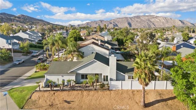 11830 Carlisle Court, Moreno Valley, CA 92557