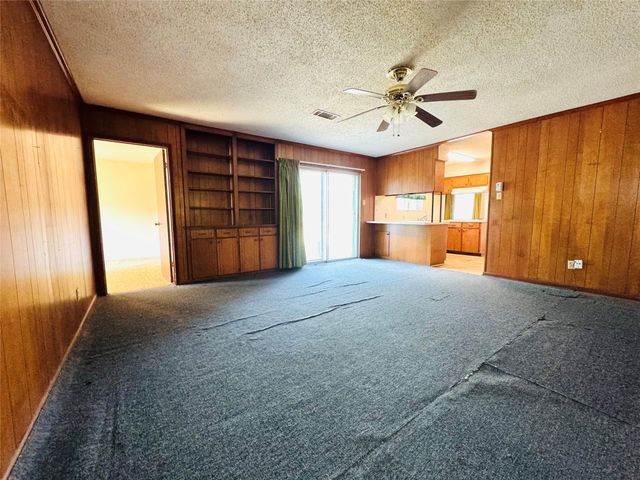 1712 Redwood Circle, Alvin, TX 77511