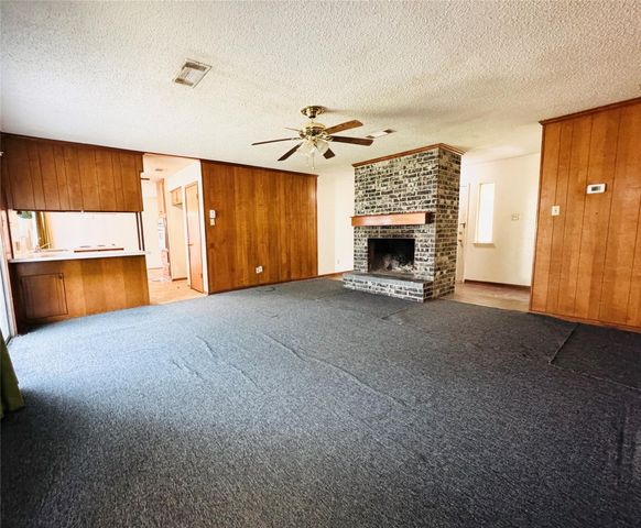 1712 Redwood Circle, Alvin, TX 77511