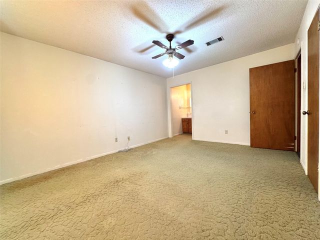 1712 Redwood Circle, Alvin, TX 77511