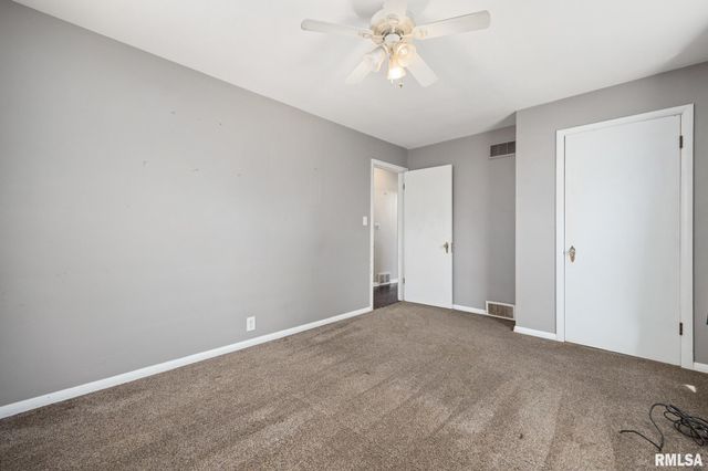 3606 N SHERIDAN Road, Peoria, IL 61604