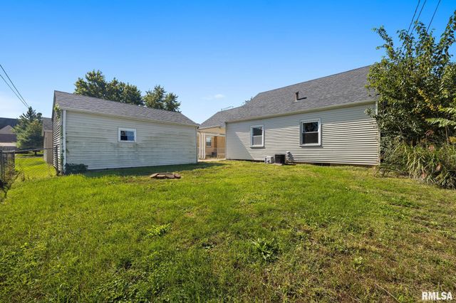 3606 N SHERIDAN Road, Peoria, IL 61604