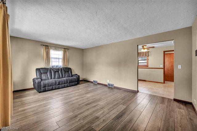 179 Caroline Street, Elyria, OH 44035