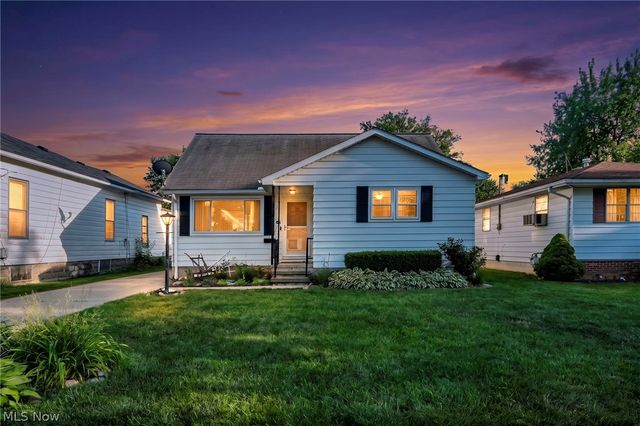 179 Caroline Street, Elyria, OH 44035
