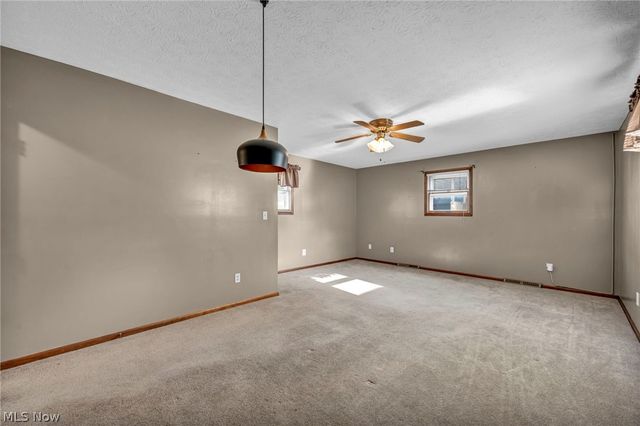 179 Caroline Street, Elyria, OH 44035
