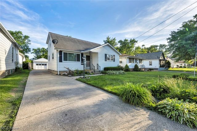 179 Caroline Street, Elyria, OH 44035